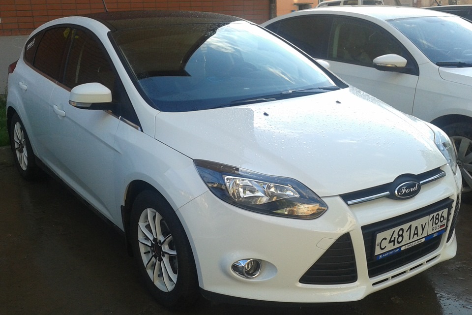 8. Значок форда в винил — Ford Focus Hatchback III, 1,6 л, 2013 года ...