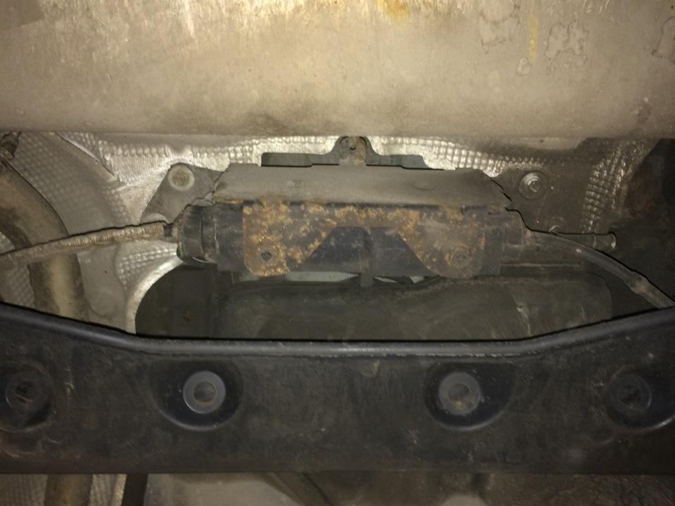 Стояночный тормоз — Renault Laguna III, 1,5 л, 2010 года | своими ...