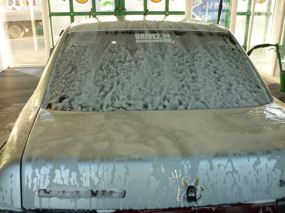 Можно ли мыть машину на даче. Гнут по пластику салон авто Drive 2.