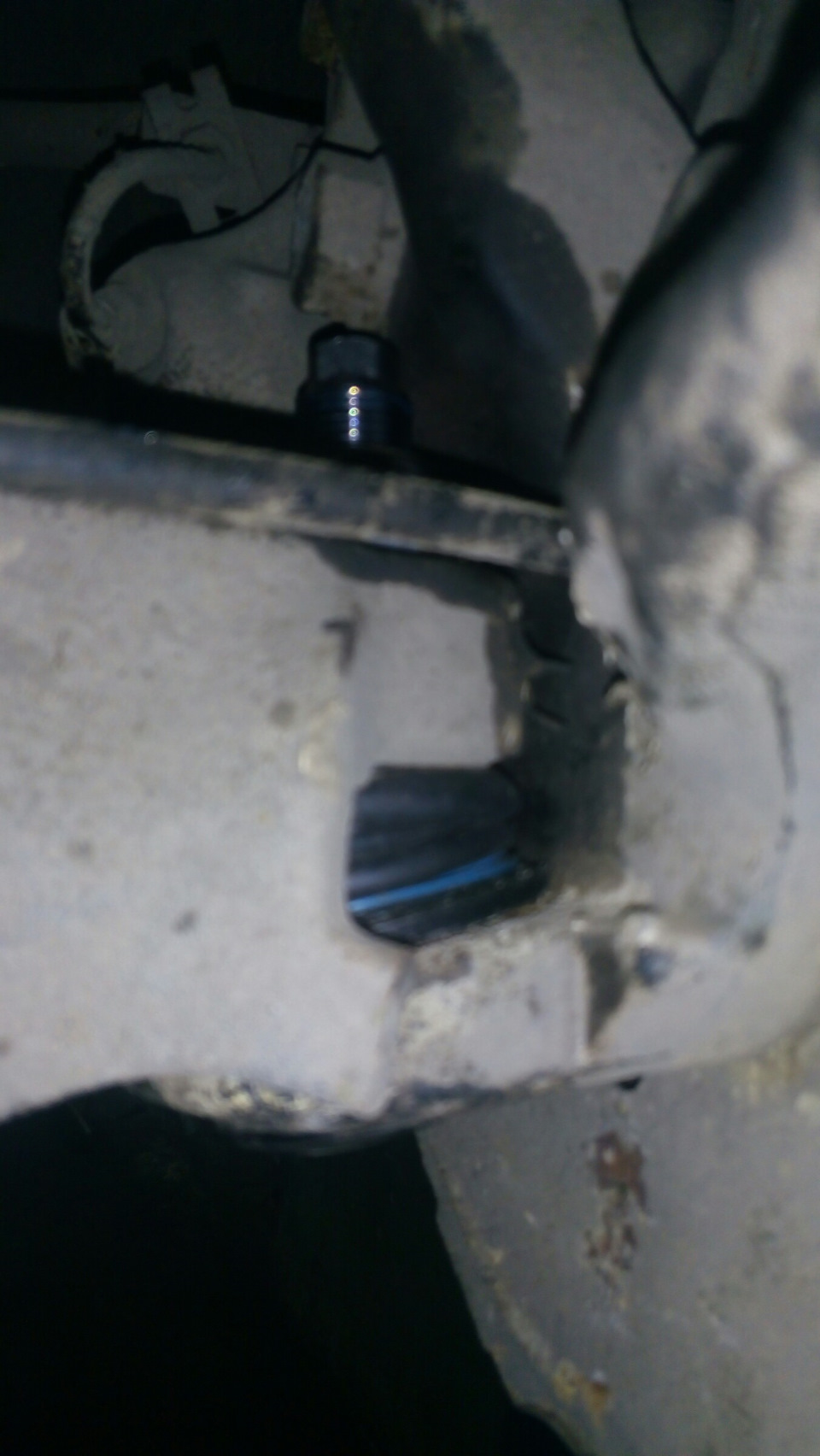 Нижний шар правый в идеале а левый теперь новый trw — Volkswagen Caravelle (T3)