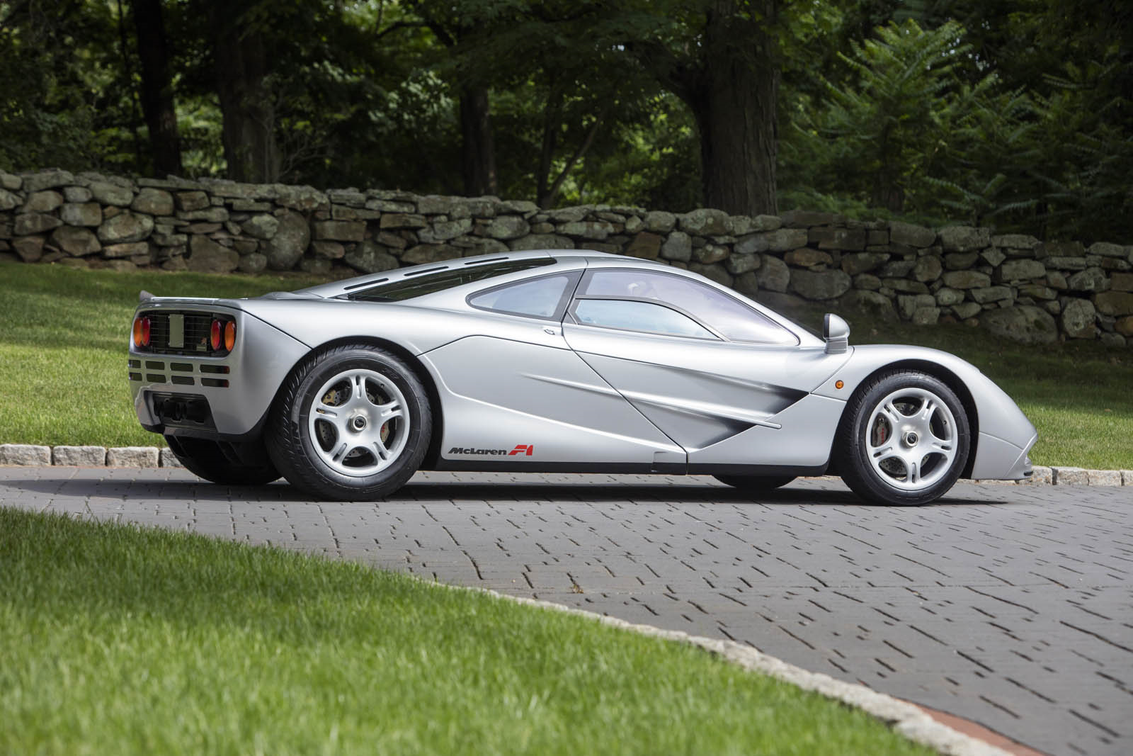 MCLAREN f1 Coupe