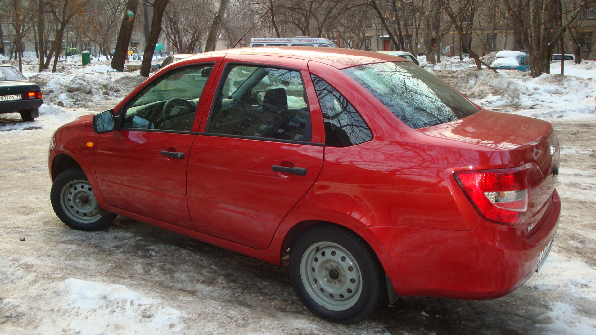 Лада гранта цвет калина. Калина цвета гранта. Лада гранта цвет калина 104. Ваз изабелла 515. Лада калина цвет калина 104.