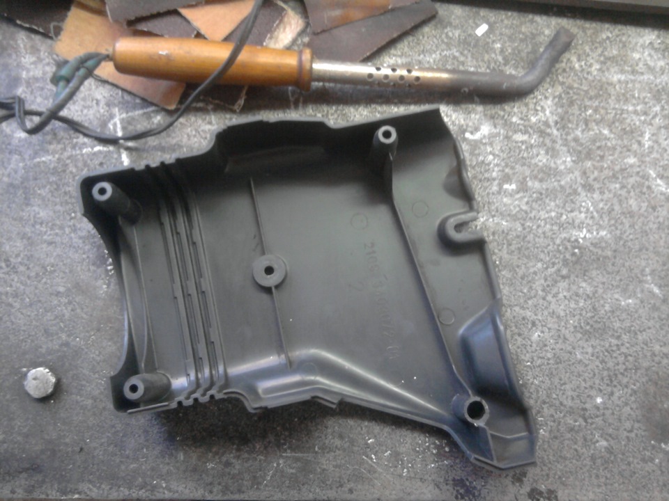 Ремонт кожуха подрулевых переключателей — Lada 21099, 1,3 л, 1993 года ...