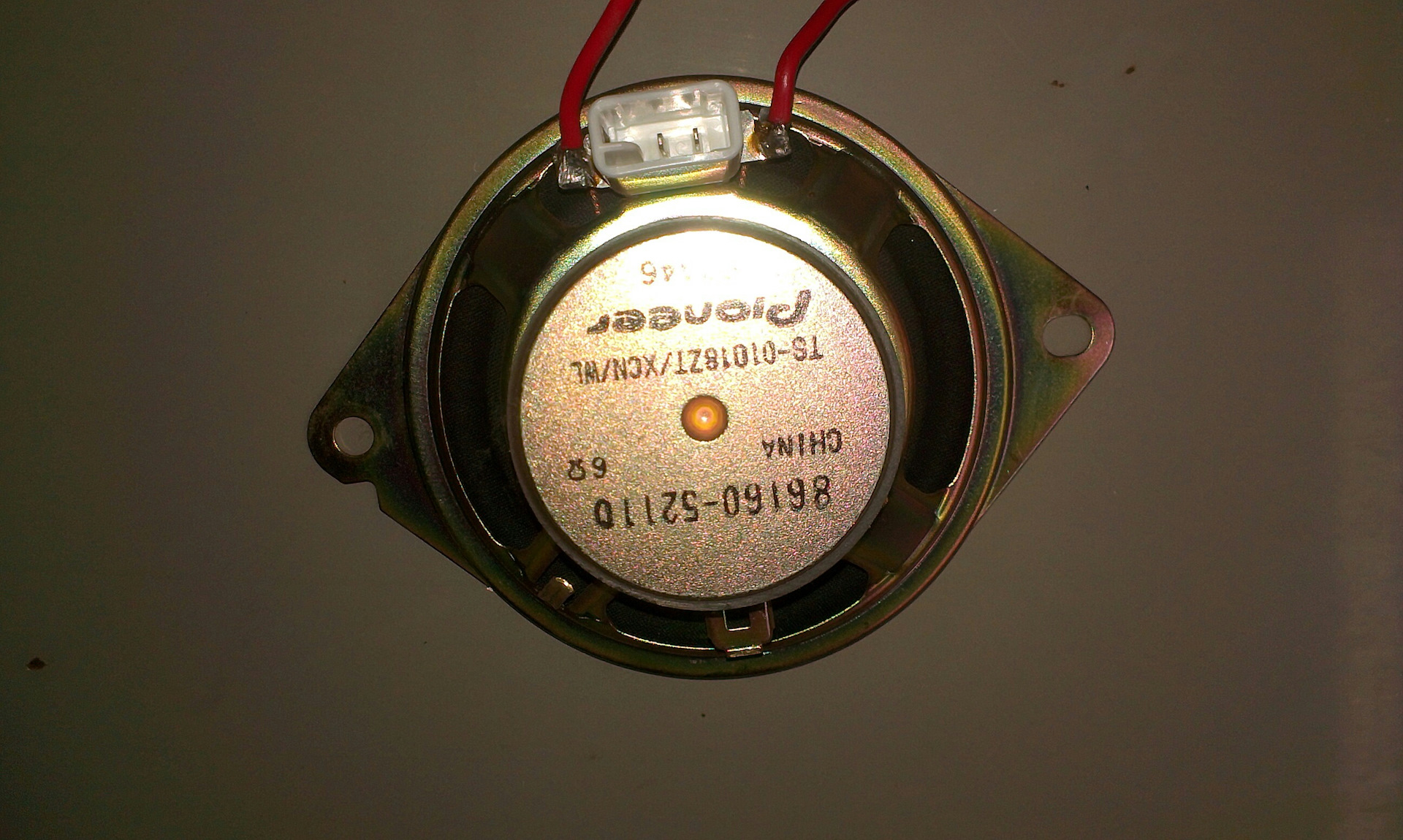 #12 Фронтальная акустика — Toyota Vitz (10), 1,3 л, 2002 года ...
