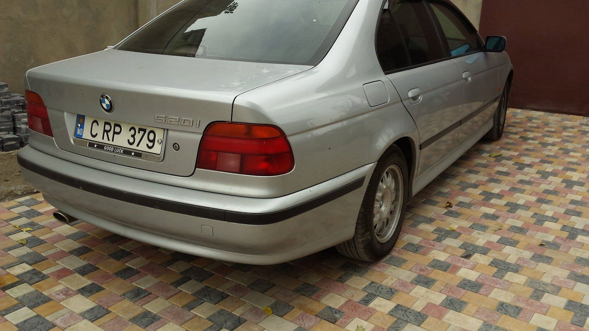 BMW 5 series (E39) 2.0 бензиновый 1998 | самая пацанская машина на DRIVE2