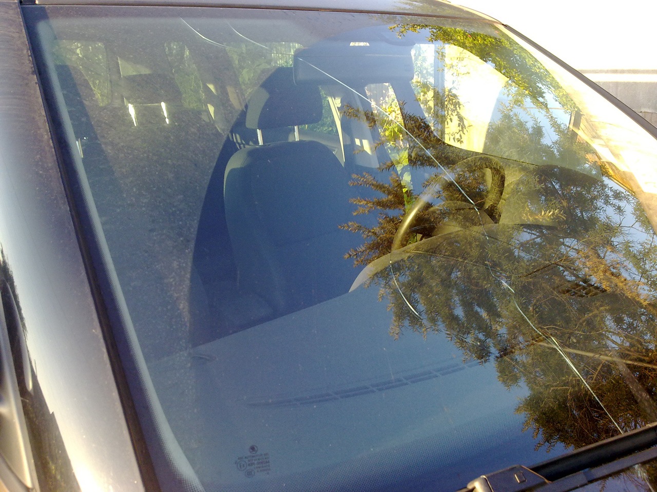 Замена лобового стекла — Skoda Yeti, 1,2 л, 2010 года | кузовной ремонт ...