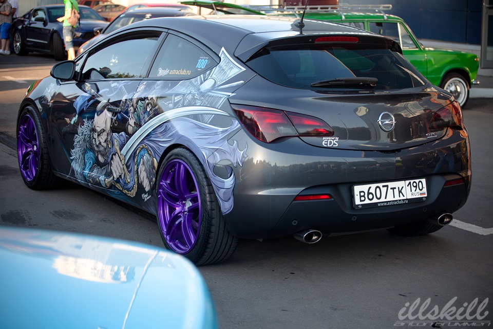 Аэрография Opel Astra GTC