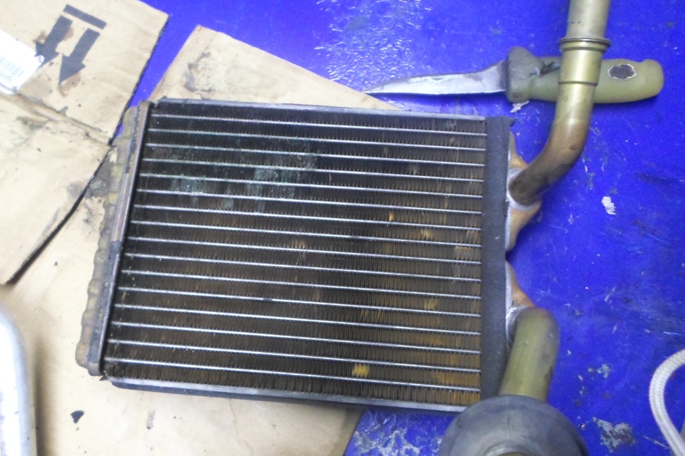 Замена печного радиатора — Toyota Chaser (90), 2 л, 1993 года | своими ...