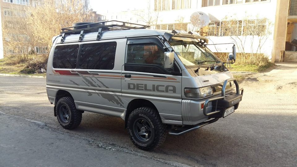 Delica 25. Mitsubishi Delica 35 кузов. Mitsubishi Delica p35. Мицубиси Делика p25w. Митсубиси Делика 35w.