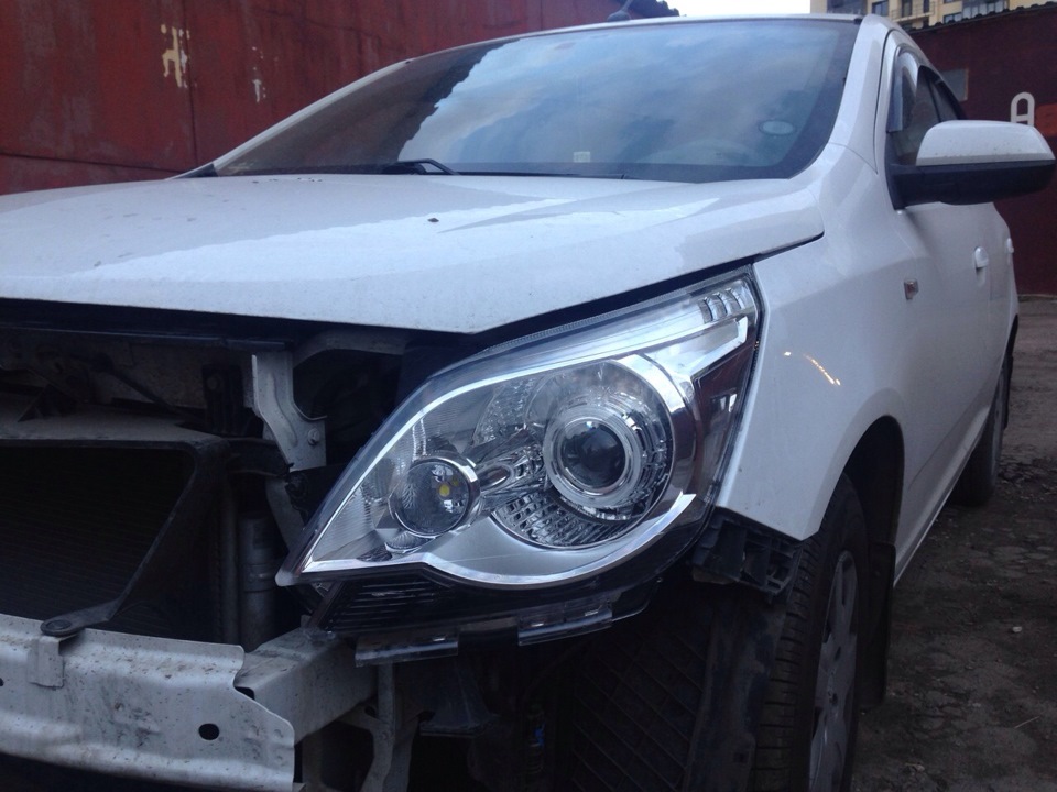 Шевроле кобальт линзы. Chevrolet cobalt реснички. Chevrolet cobalt линза фар. Chevrolet cobalt черные фары. Реснички на фары chevrolet cobalt.