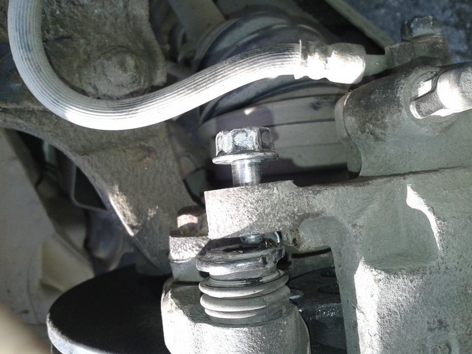 Замена колодок и тормозных дисков — Chevrolet Lacetti Sedan, 1,4 л ...