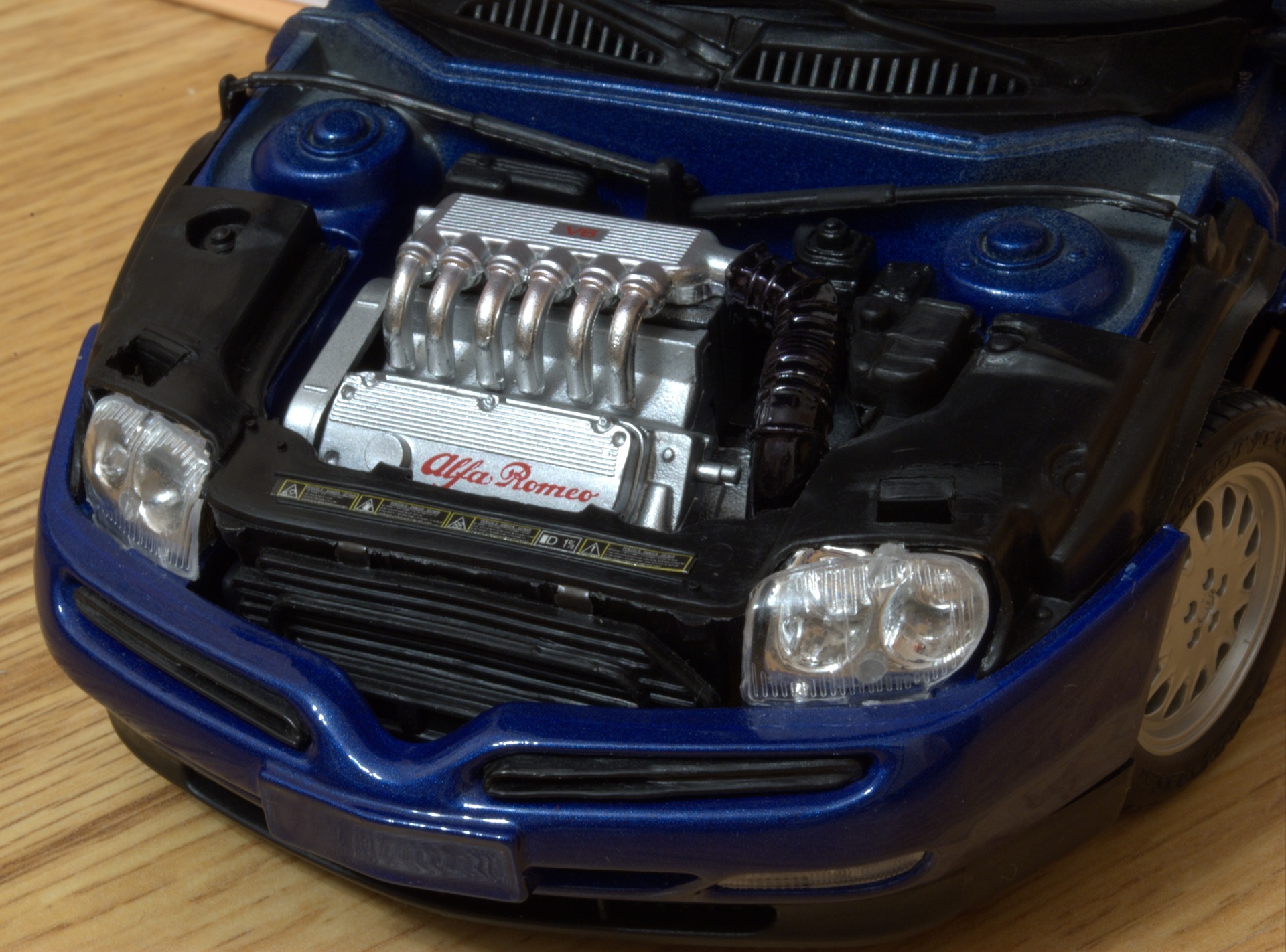 Alfa Romeo Spider V6, 1995. Maisto, 1:18 — DRIVE2