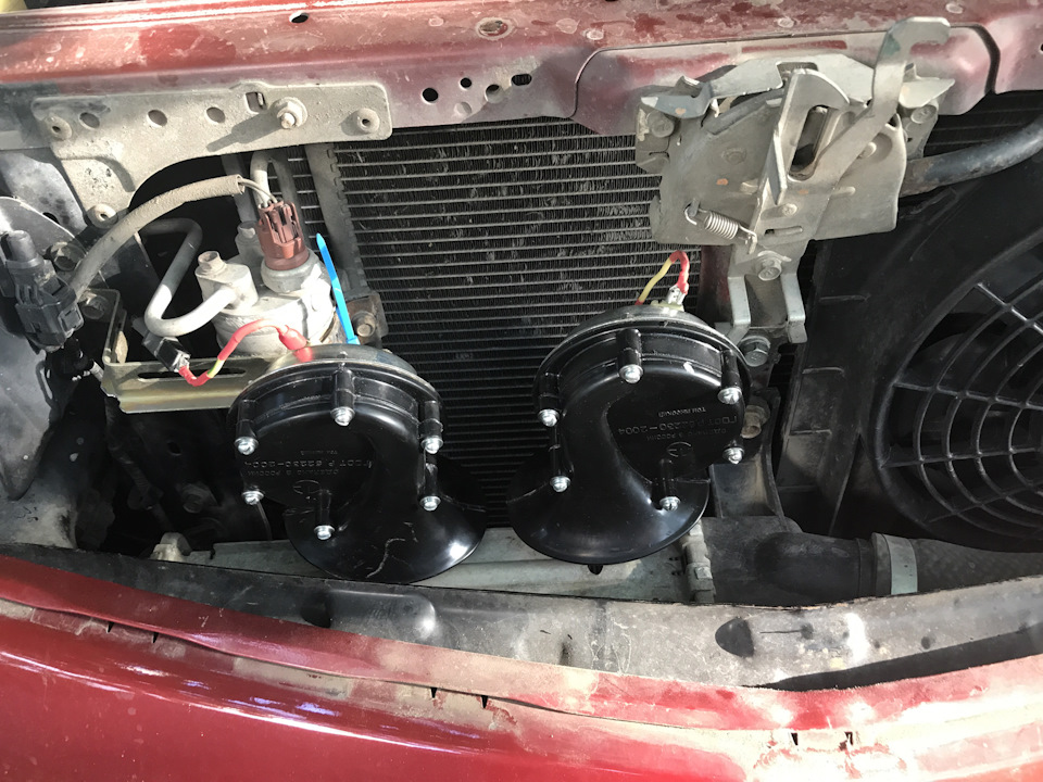 Гудок от Волги на L200 — Mitsubishi L200 (4G), 2,5 л, 2010 года ...