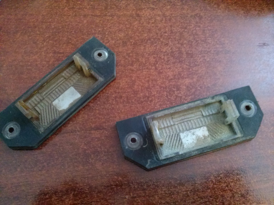 Подсветка номера. — Ford Focus Sedan II, 2 л, 2005 года | своими руками ...