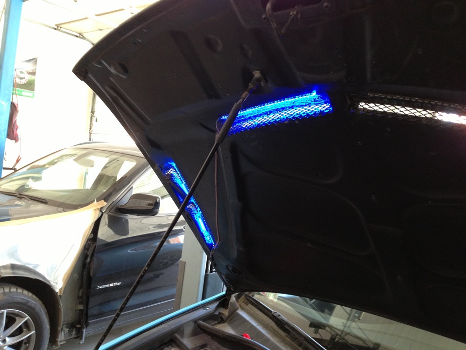Подсветка капота — Honda Accord (8G), 0,5 л, 2009 года | тюнинг | DRIVE2