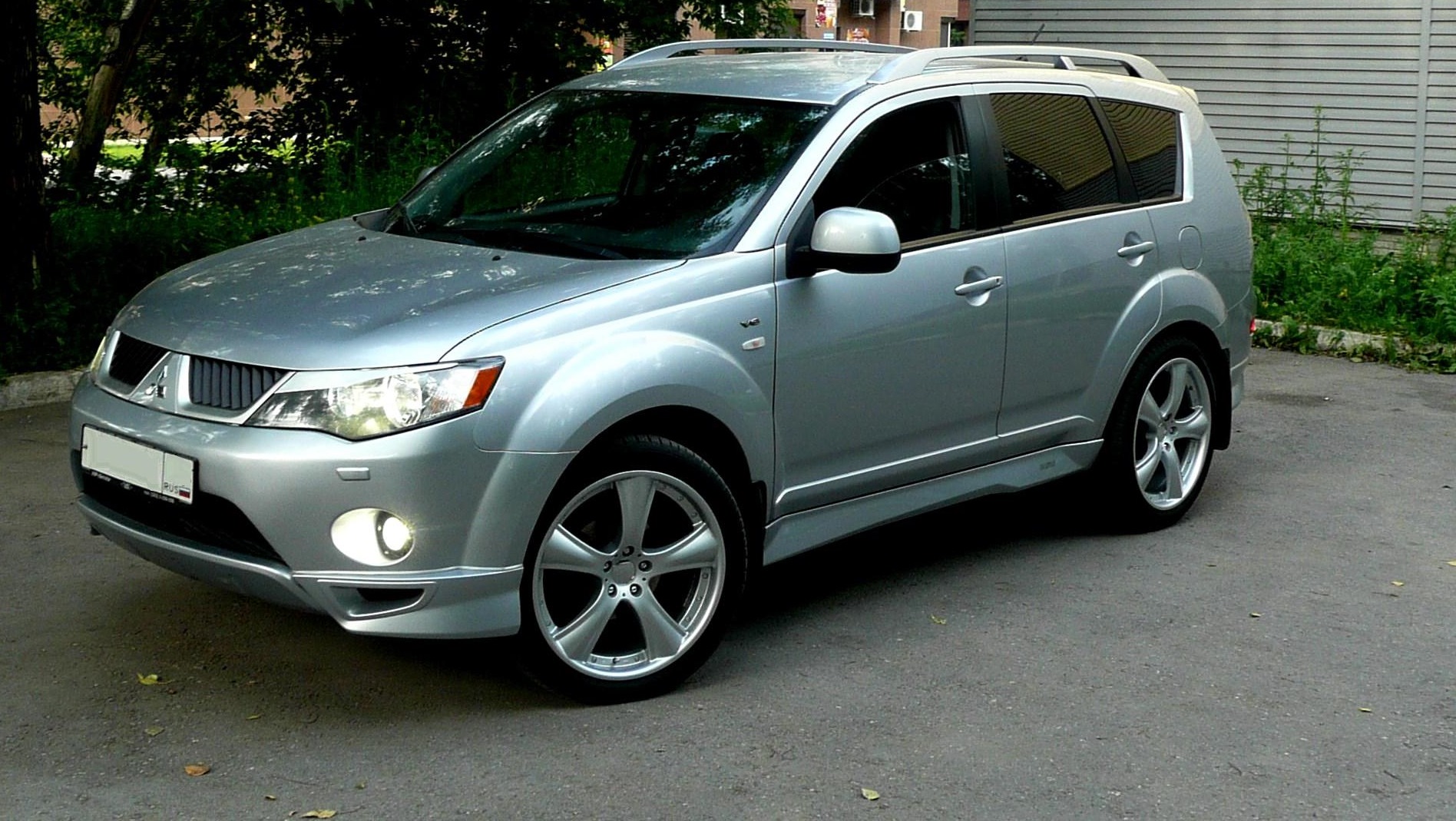 Mitsubishi outlander xl 4wd