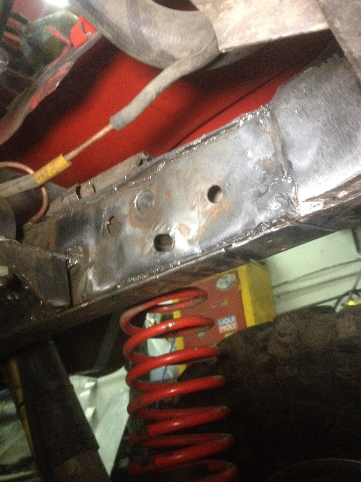 Усиленное крепление рулевого редуктора — УАЗ 469, 3 л, 1986 года ...