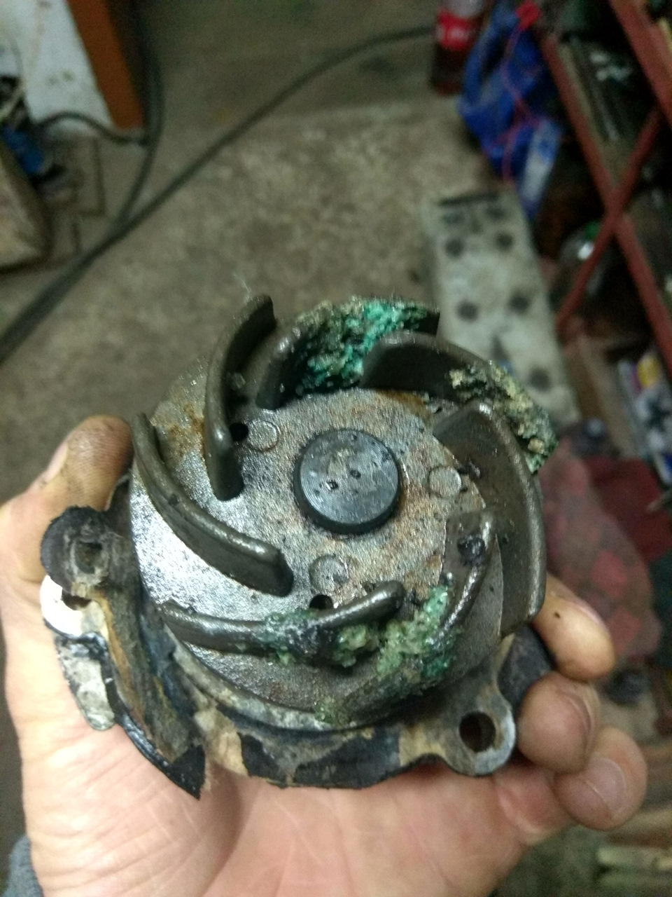 Тосол пол года 🤔🤔 — Lada 2108, 1,3 л., 1987 года | своими руками | DRIVE2