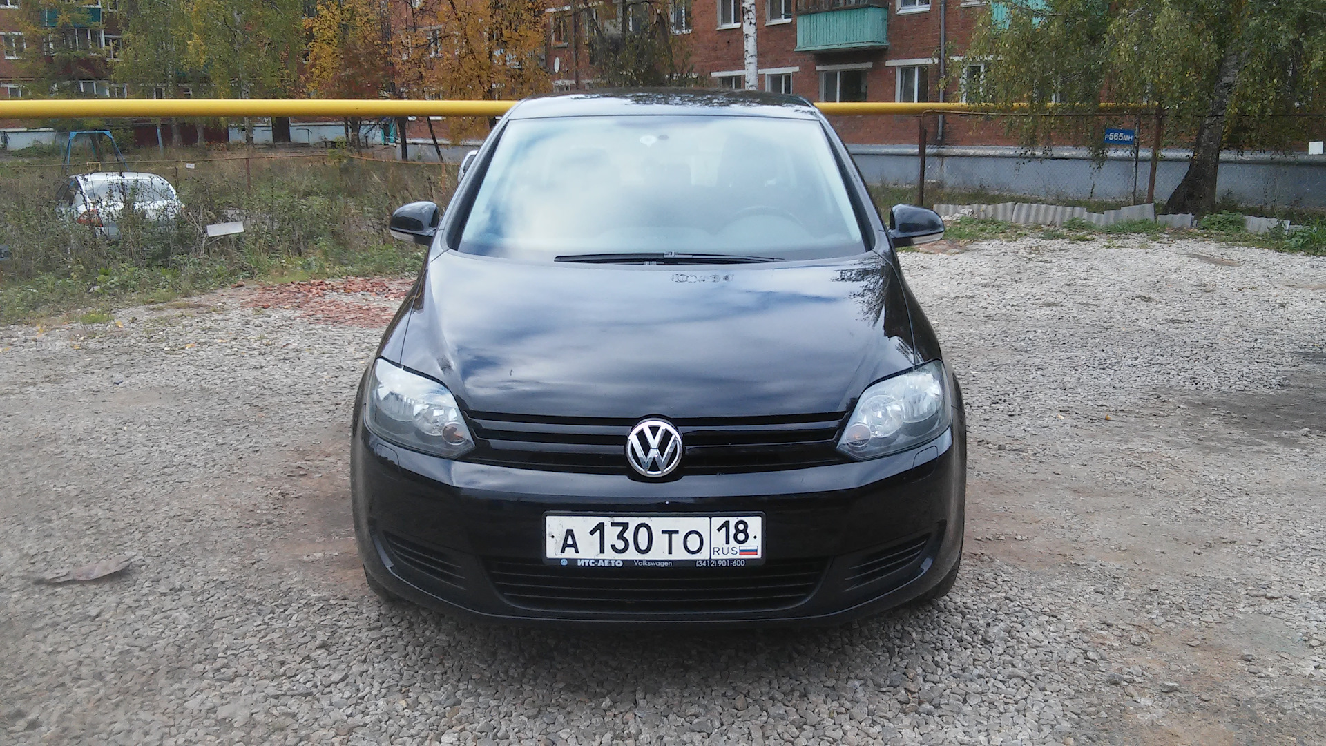 Volkswagen Golf Plus 1.6 бензиновый 2012 | 1.6 Чёрный друг на DRIVE2