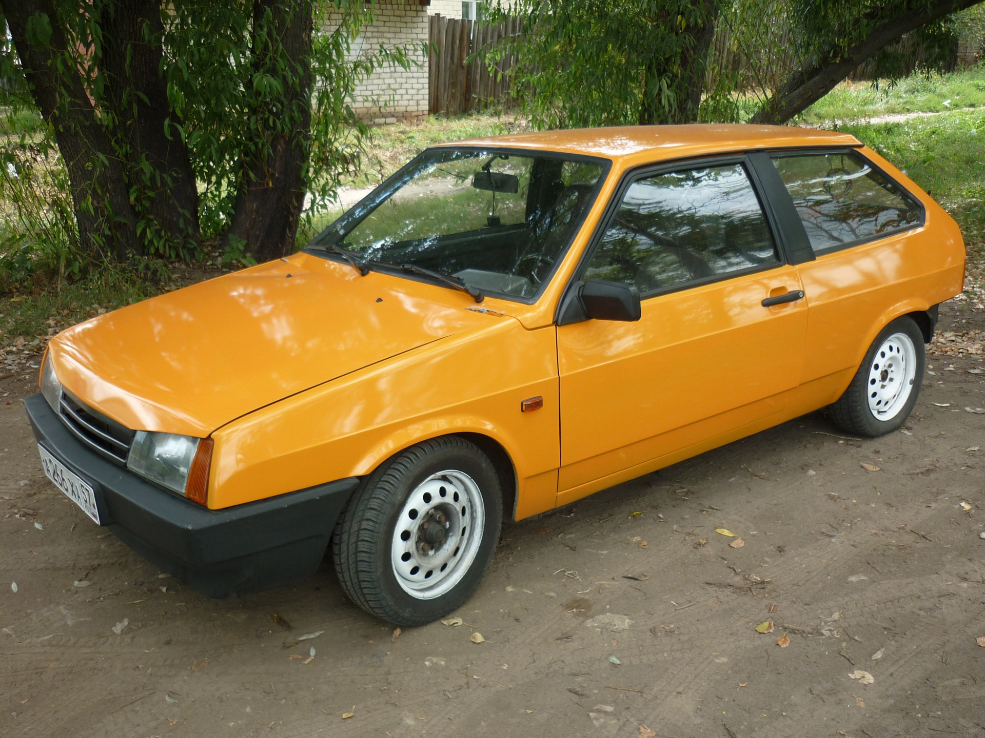 Машины есть машины 8. Lada 2108. ВАЗ 2108 желтая. ВАЗ 2108 Optima. ВАЗ 2108 С завода.