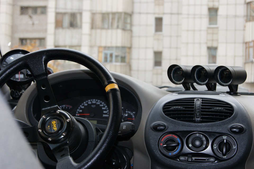 Фото салона — Lada Калина седан, 1,6 л, 2009 года | тюнинг | DRIVE2