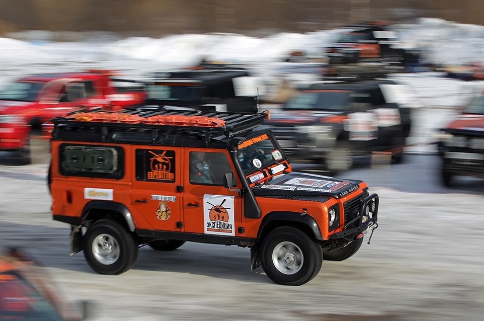 Land Rover Defender Экспедиция