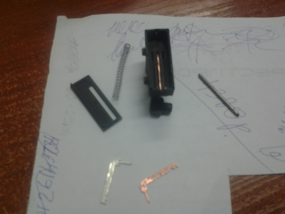 Ремонт концевика багажника . — Volkswagen Golf Mk4, 1,8 л, 1999 года ...