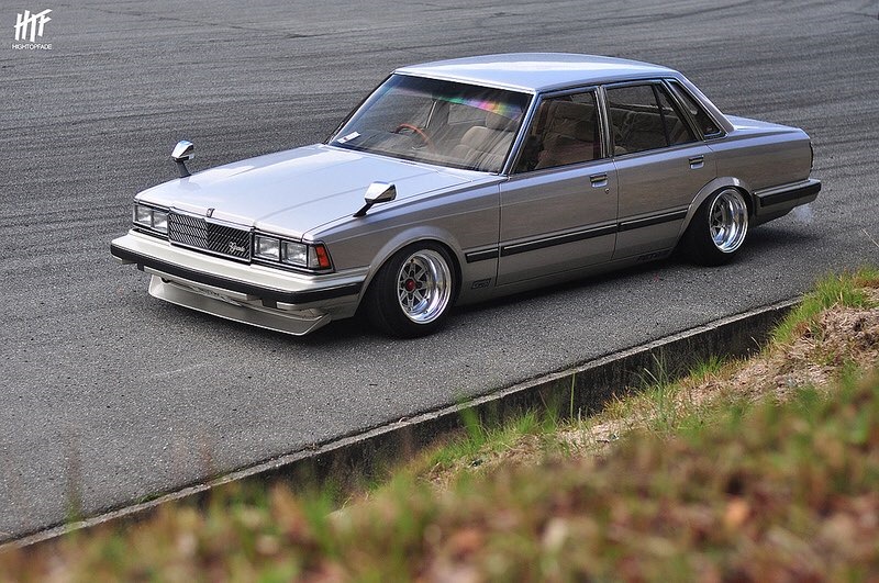 Toyota Cressida x30 stance Orange