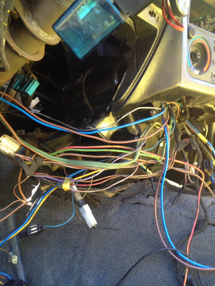 Фото в бортжурнале BMW 3 series (E30)