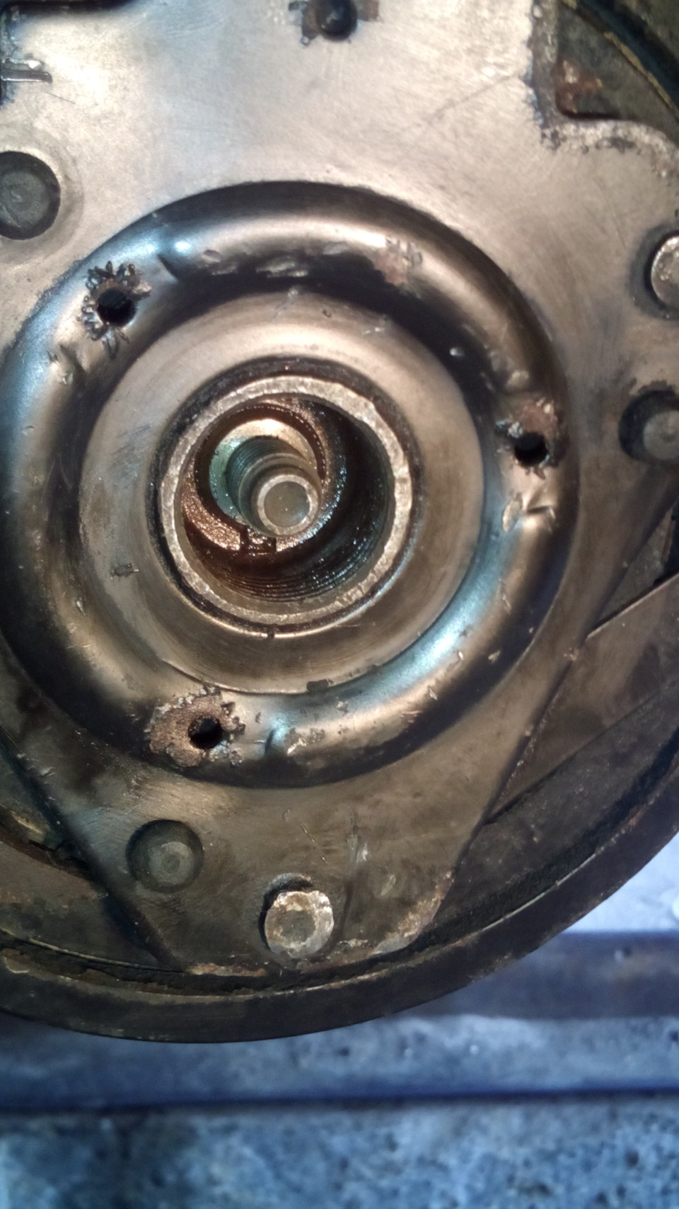 Замена подшипника на компрессоре кондиционера — Daewoo Nubira III, 2 л ...