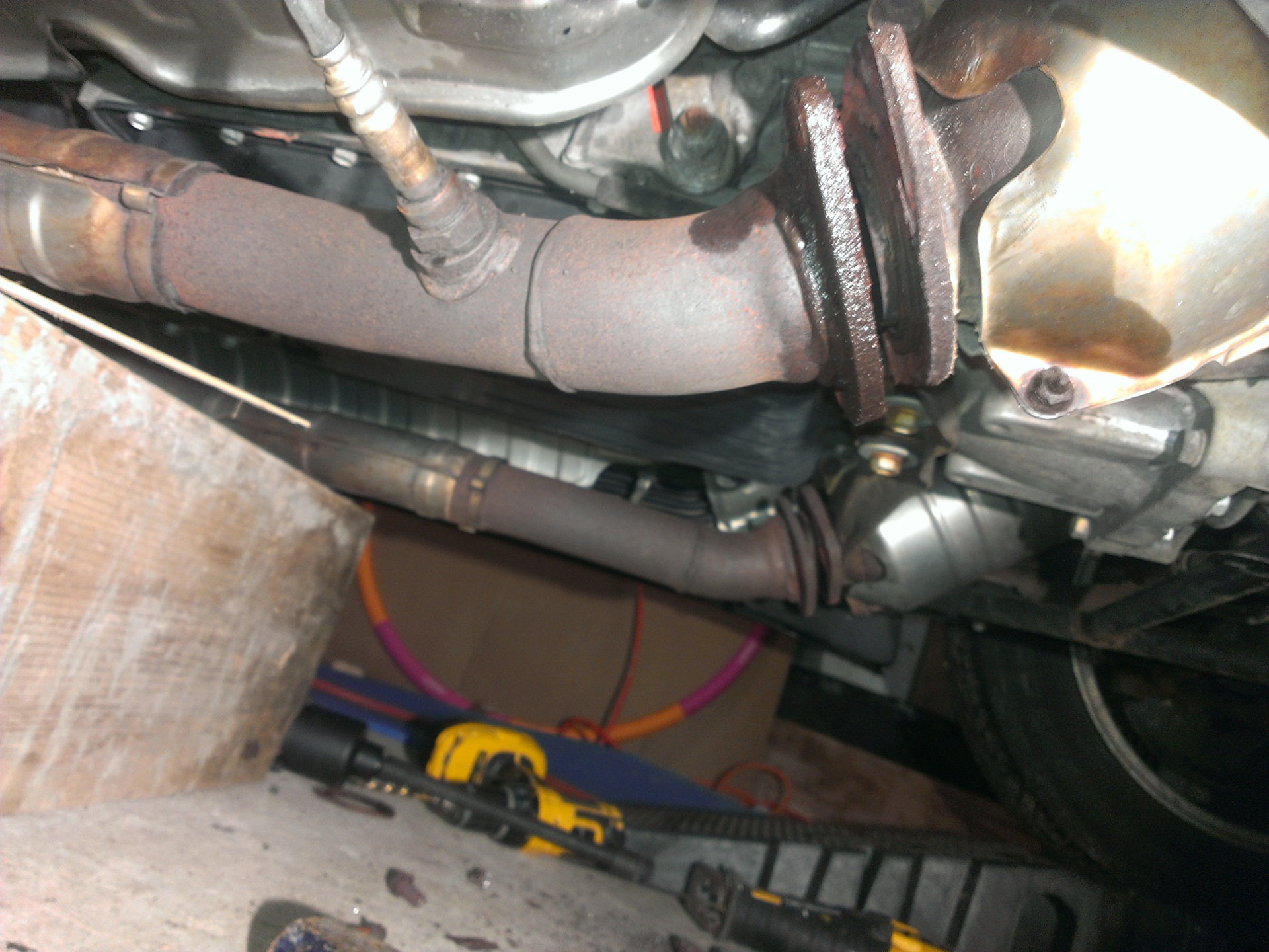 Кривые колеса, вибрации, пробитый глушак и немного колхоза :) — Lexus ...