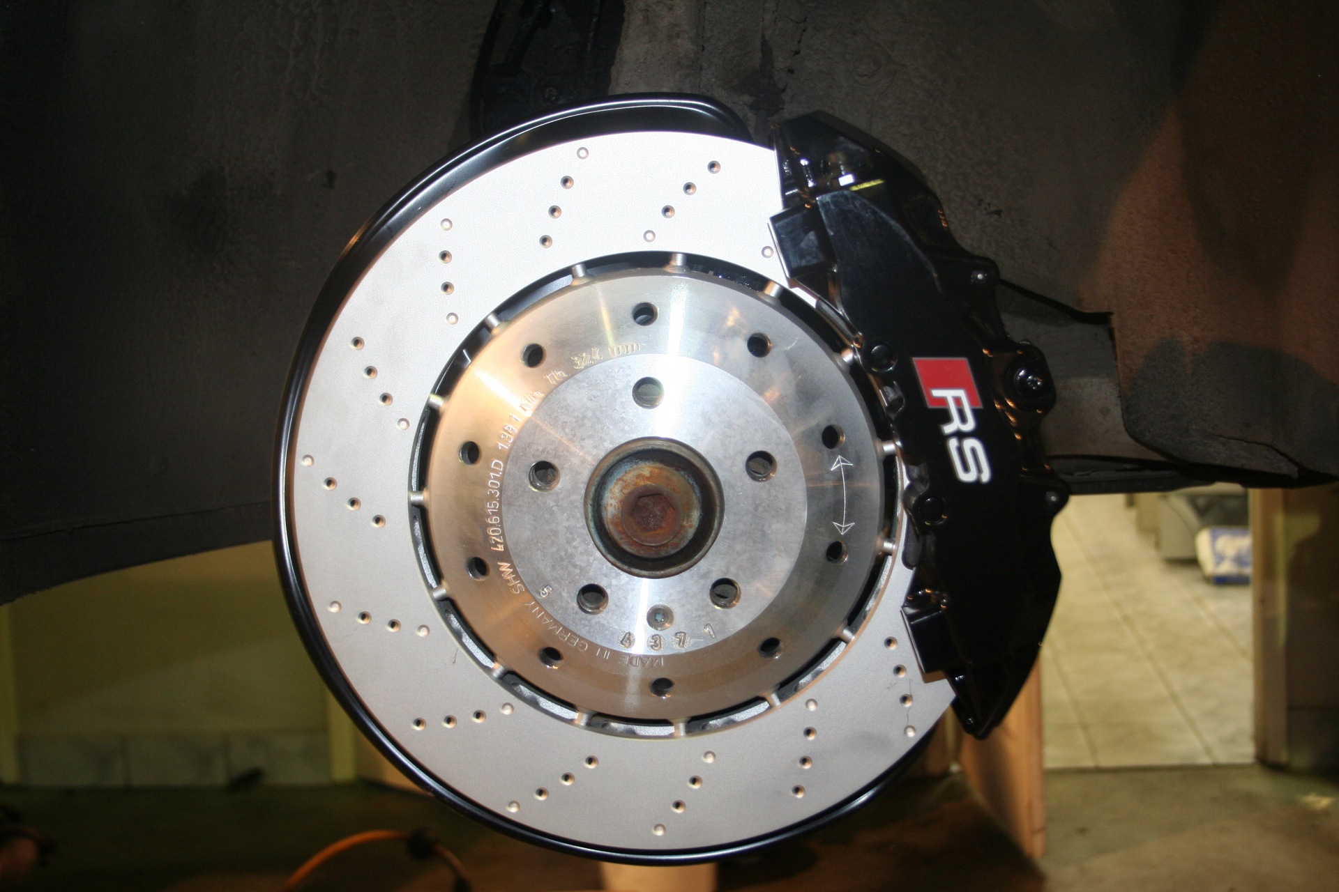 Ауди q5 2014 года какие тормозные диски ставятся на заводе