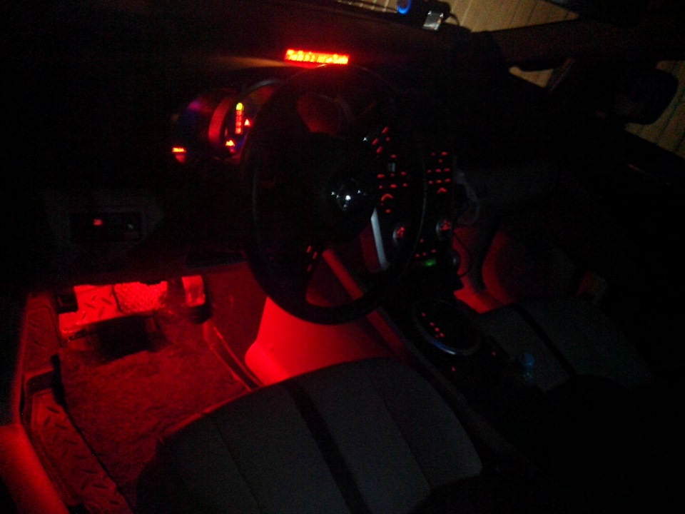 Подсветка под ноги — Mazda CX-7, 2,3 л, 2009 года | электроника | DRIVE2