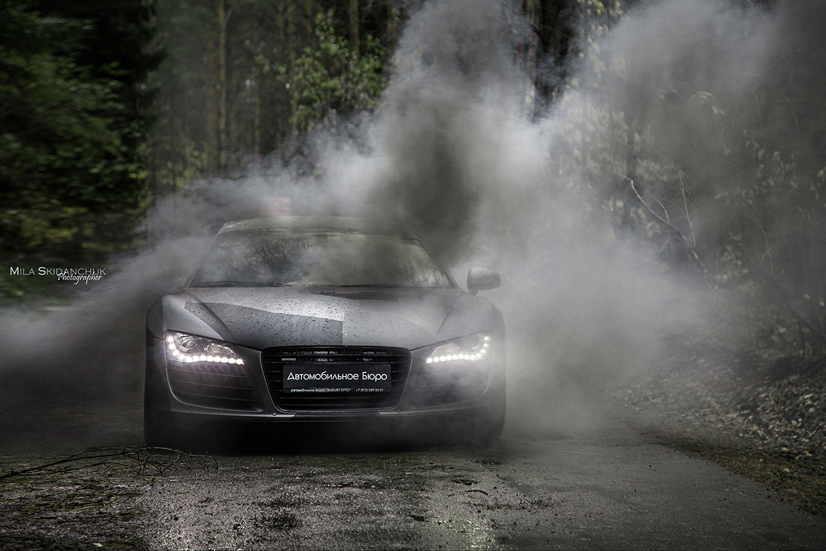 Audi r8 в тумане