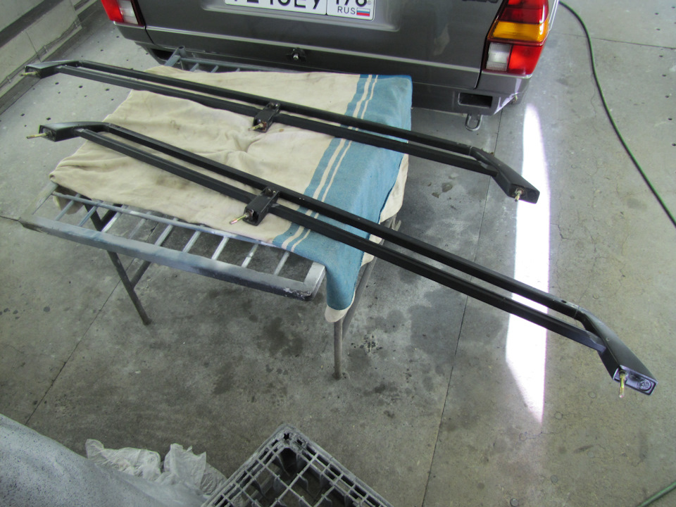 Сборка. Установка рейлингов. — Volkswagen Passat Variant (B2), 2,3 л ...