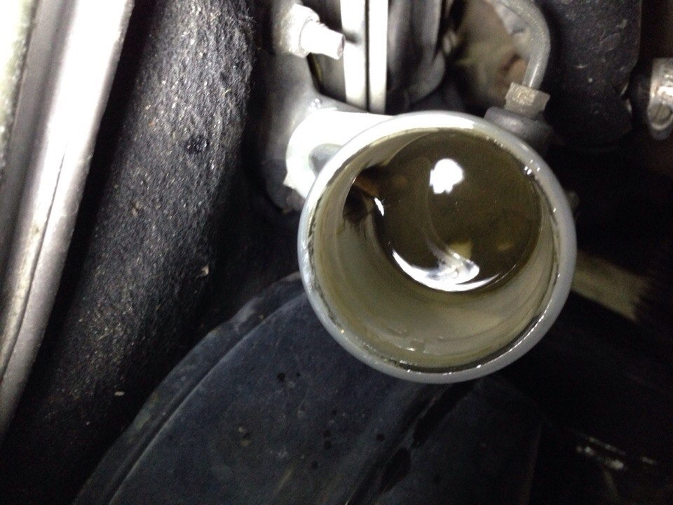 Замена жидкости в сцеплении — Toyota Chaser (80), 2 л, 1989 года ...