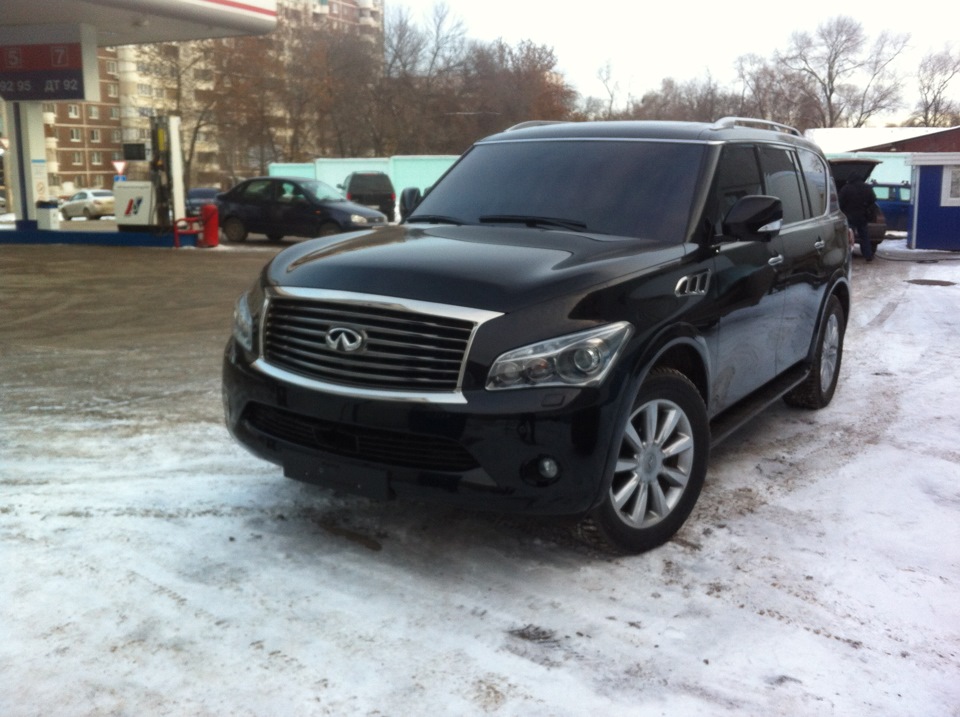 Инфинити qx56 2010 черный