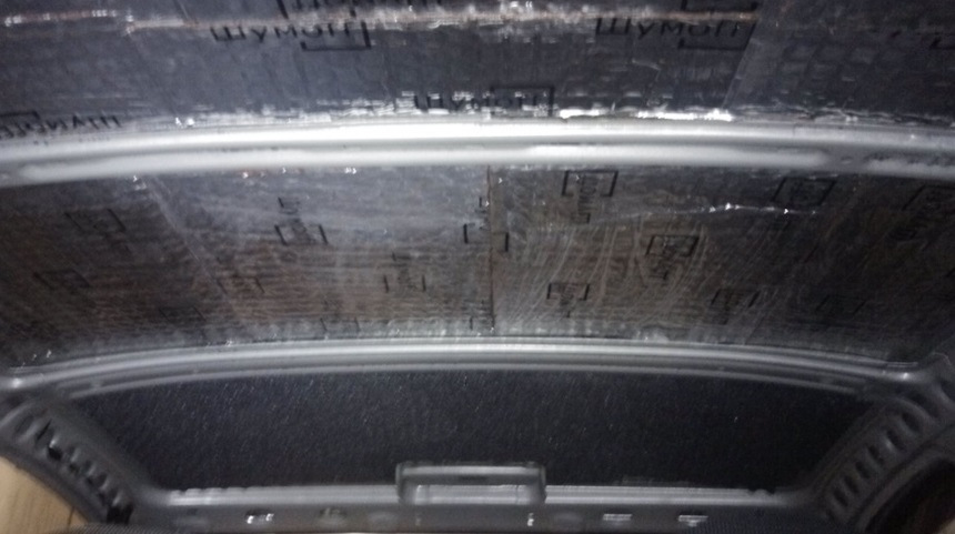 Ах ха ха, наконец то свои фото :) В процессе вибра 2мм + сплен 4мм + герметон А15 Сделал именно так потому что зимой холодно в Сибири -20…-30*С средняя температура А во вторых не хотелось перегружать машину по весу — Lada Калина Хэтчбек (1G)