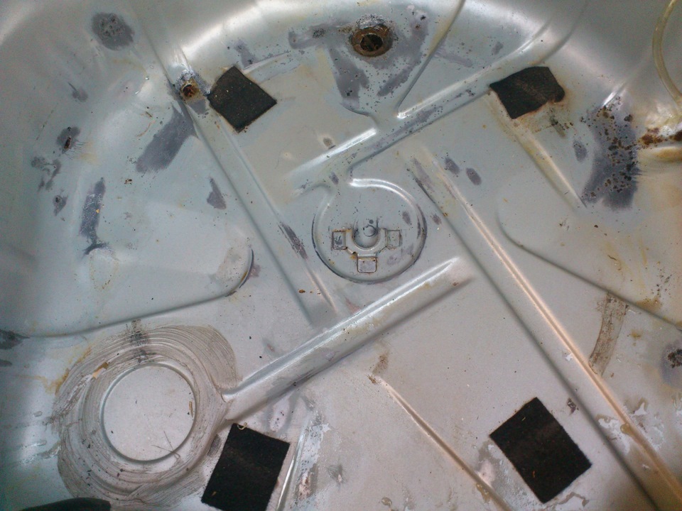 11.Ржавчина в багажнике — Mercedes-Benz C-class (W202), 1,8 л., 1999 ...