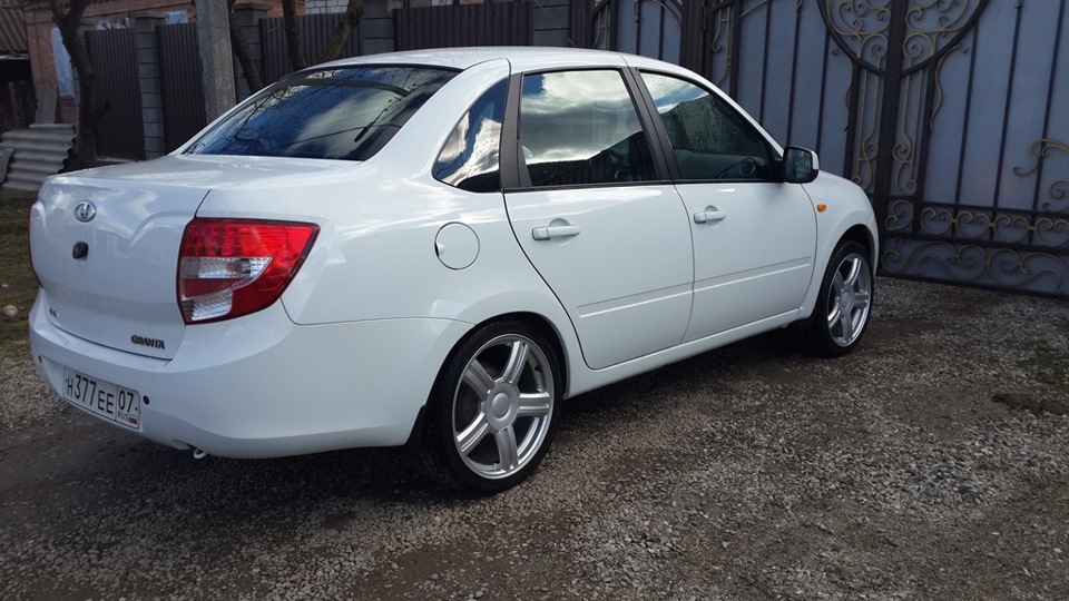 ВЕСНА — Lada Гранта (1G), 1,6 л, 2013 года | колёсные диски | DRIVE2