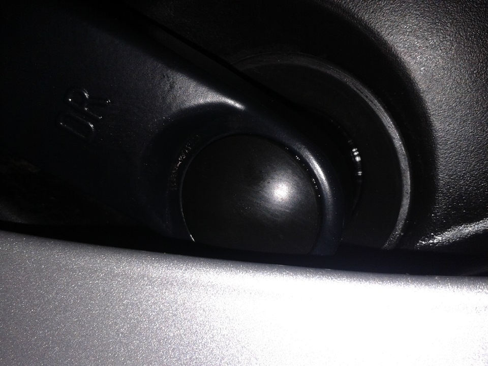 Установка резиновой прокладки от "Хендай Элантры" на жабо и камазовских ...