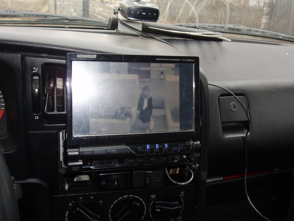 Ставлю себе в пассат цифровой эфирный DVB-T2 приемник World Vision T40 ...