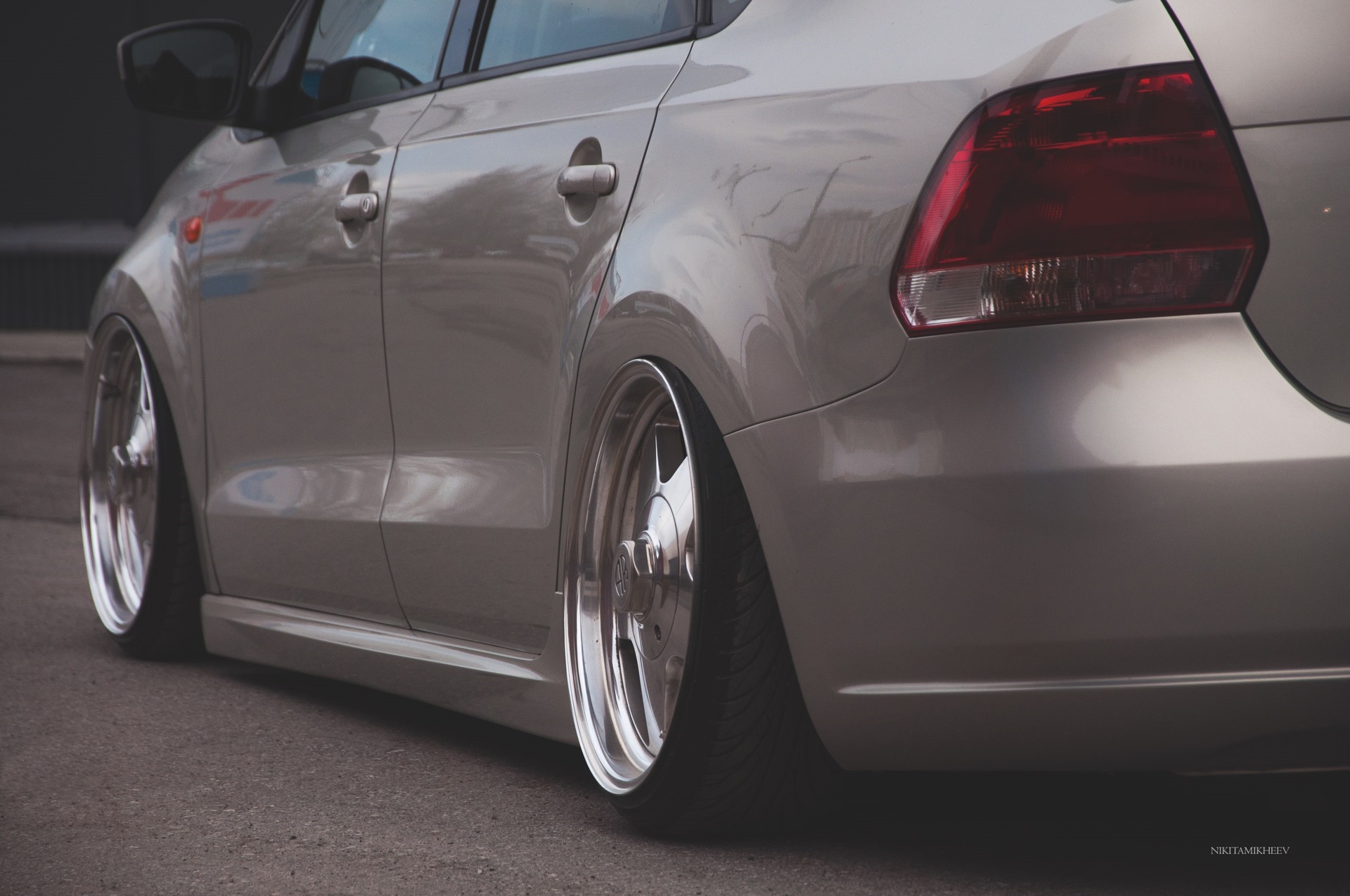 Volkswagen Polo sedan stance