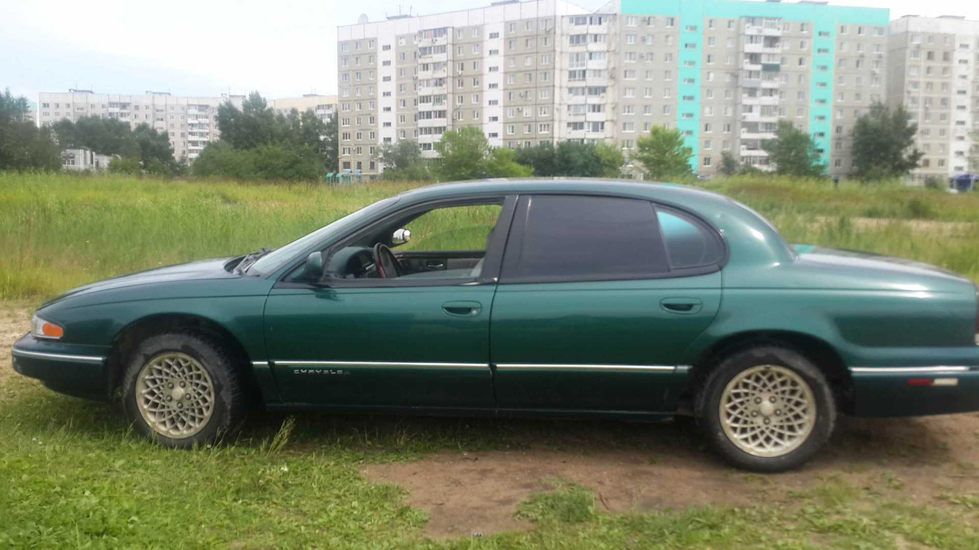 Chrysler LHS (1G) 3.5 бензиновый 1994 | v6,3.5, Emerald green на DRIVE2