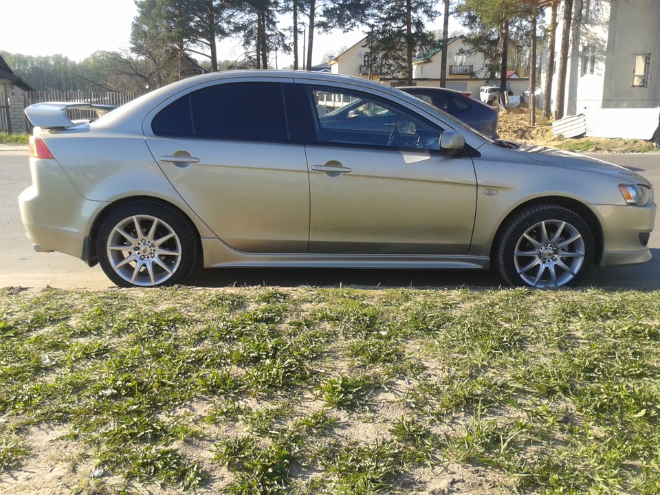 Mitsubishi Lancer Evolution X