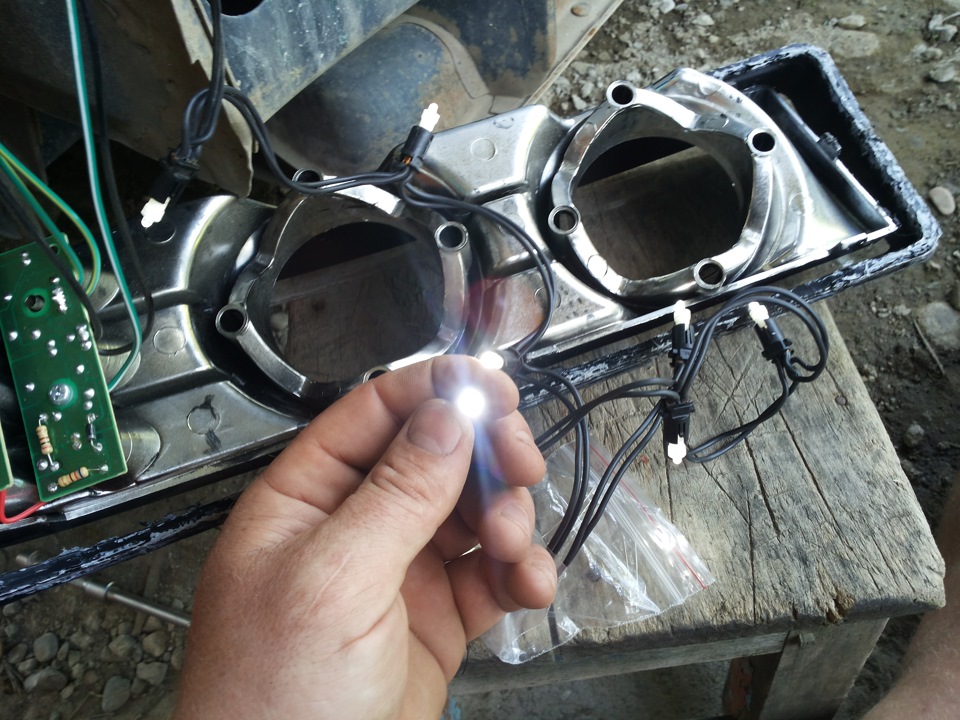 замена диодных лампочек — Lada 21121, 1,5 л, 2004 года | своими руками ...