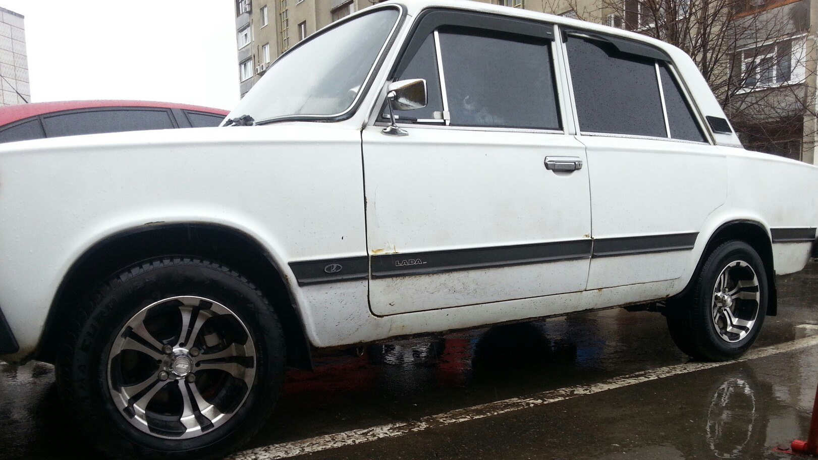 Lada 21011 1.3 бензиновый 2004 | 