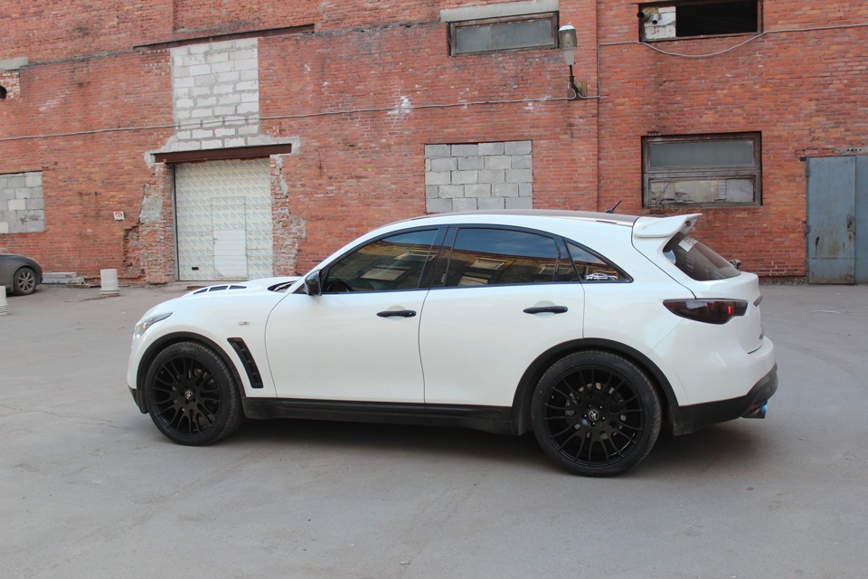 Infiniti fx35 Wheels