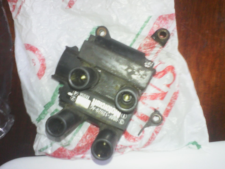 Катушка зажигания сгорела — Ford Focus I Sedan, 2 л, 2002 года | своими ...