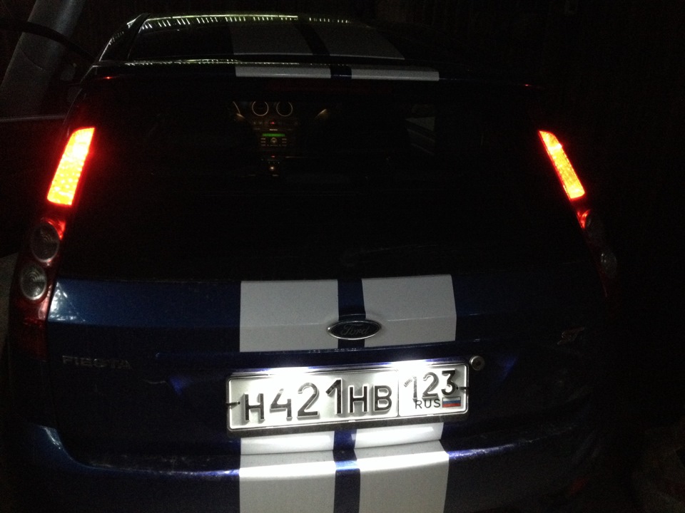 Альтернативная замена плафонов подсветки номера — Ford Fiesta ST (Mk V ...